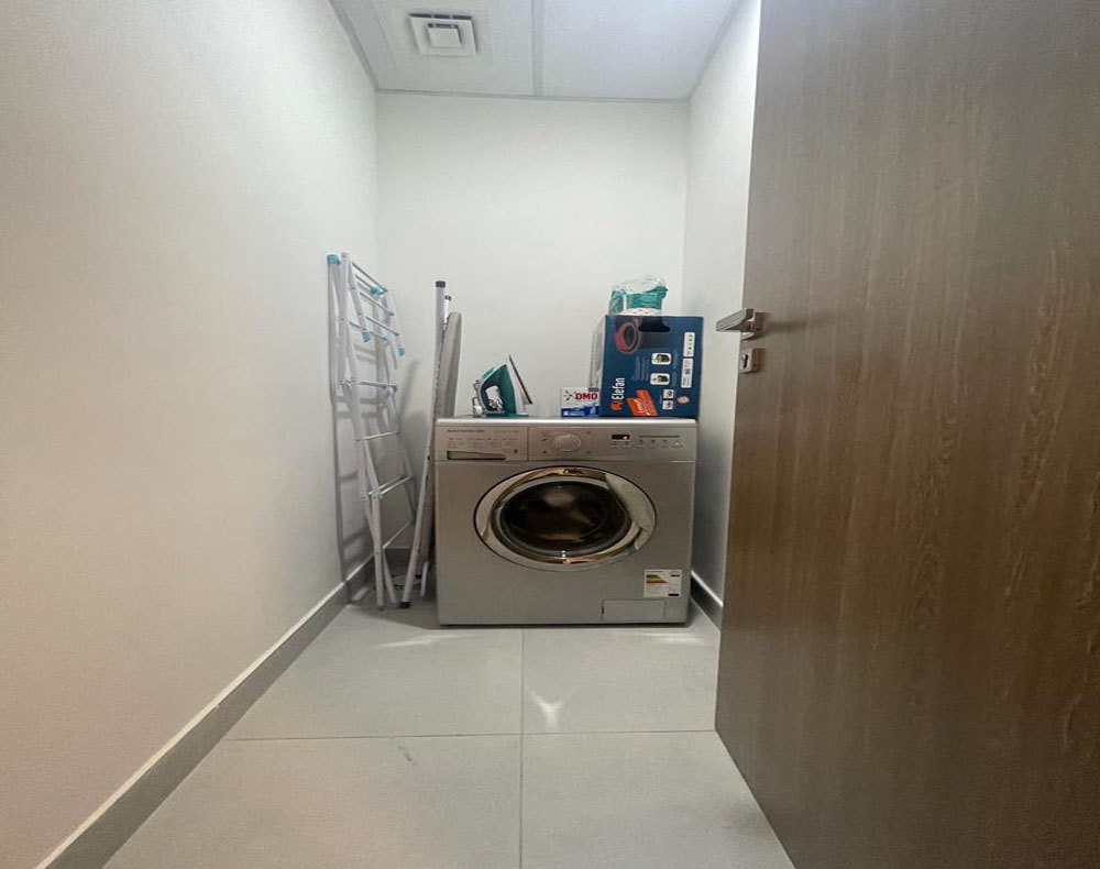 Luxurious One-Bedroom Apartment in Dubai, JVC